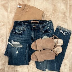 Joe’s Blue ripped Cropped Boyfriend Jeans Slim Crop size 24. Stretchy